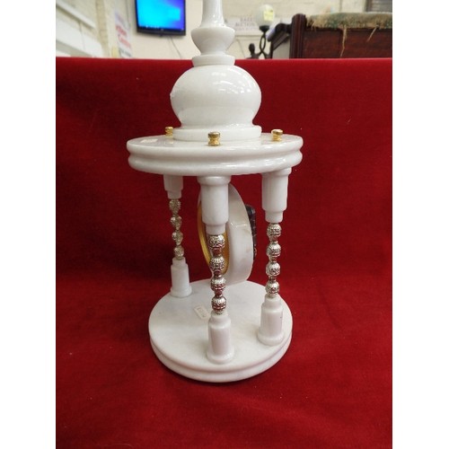 129 - CLOCK ON HEAVY WHITE MARBLE TEMPLE STAND WITH BRASS DETAILING. QUARTZ.