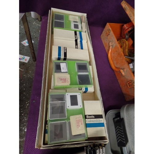 160 - QUANTITY OF PHOTOGRAPHIC SLIDES.