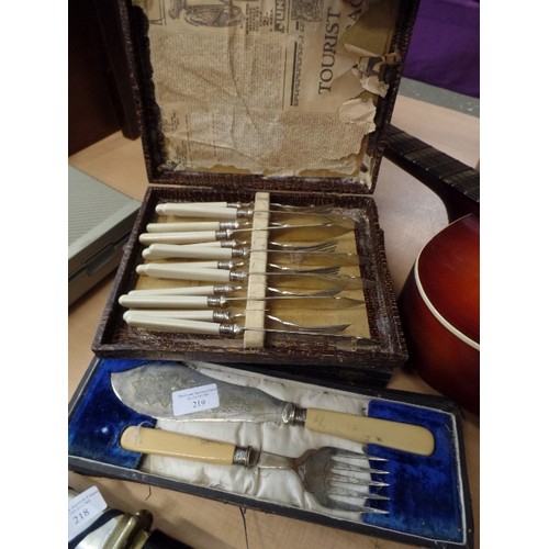 219 - 4 VINTAGE FISH CUTLERY SETS. ORIGINAL BOXES.