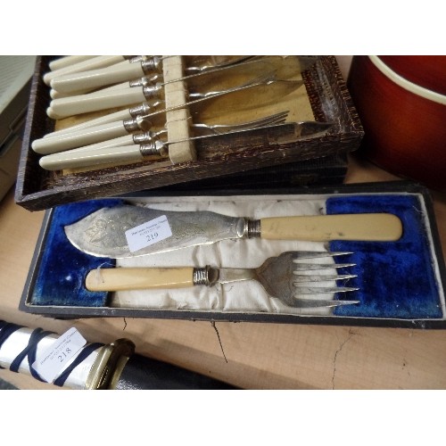 219 - 4 VINTAGE FISH CUTLERY SETS. ORIGINAL BOXES.