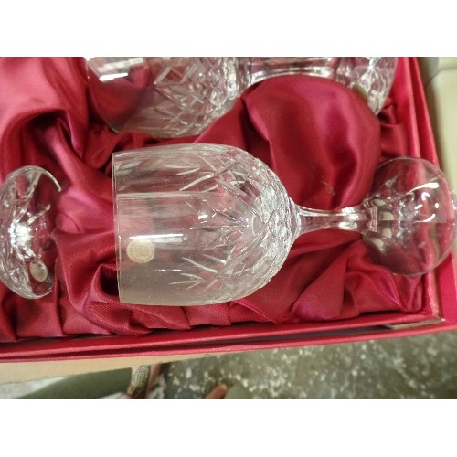 223 - BOXED SET OF SCHOTT-ZWIESEL CRYSTAL WINE GLASSES. NEW WITH STICKERS.