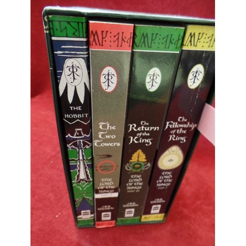 70 - JRR. TOLKIEN BOXED SET. 4 X BOOKS. HOBBIT, TWO TOWERS, RETURN OF THE KING, FELLOWSHIP OF THE RING.