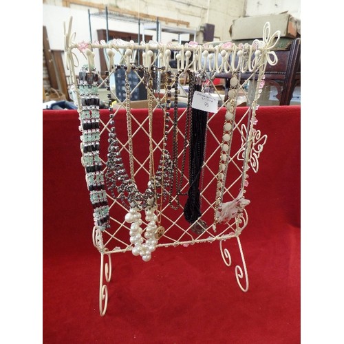 90 - WIRE JEWELLERY STAND, CONTAINS COSTUME JEWELLERY.