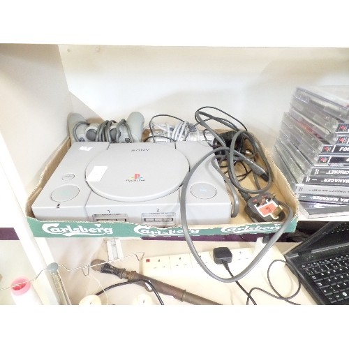 71 - SONY PLAYSTATION 1 CONSOLE, CONTROLS, LEADS & 9 X PLAYSTATION GAMES. INC 40 WINKS, BRIAN LARA CRICKE... 