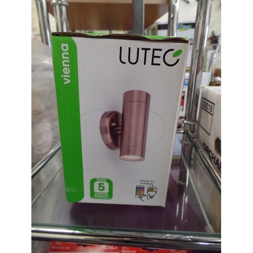 170 - LUTEC VIENNA GARDEN WALL LIGHT. COPPER FINISH. WITH BOX.