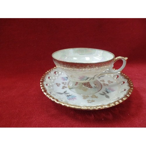 130 - LOVELY VINTAGE CHINA TEA-SET DUOS IN ORIGINAL SAGE MOC-CROC BOX. 'SUNNY CHINA' MADE IN JAPAN.  12 PC... 