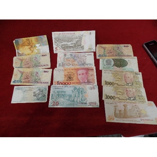 17 - QUANTITY OF FOREIGN BANK NOTES 10000 DEZ MIL CRUZADOS, 1000 MIL CRUZADOS, 5000 CINCO MIL CRUZEIROS,1... 