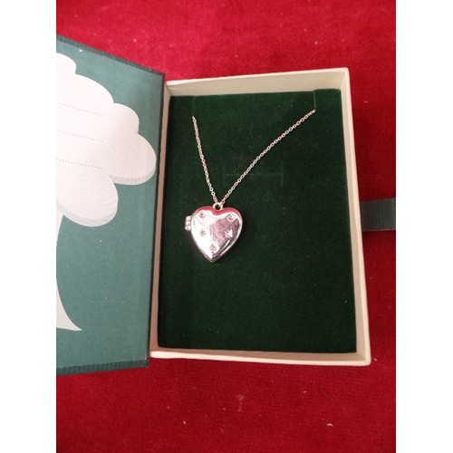 19 - FAMILY TREE BOX WITH SILVER METAL HEART SHAPED LOCKET