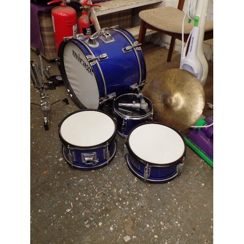 149 - MIRAGE DRUM KIT IN COBALT BLUE.