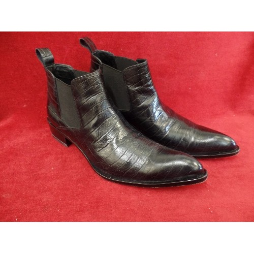 274 - 4 PAIRS OF GOOD QUALITY MENS SHOES. ALMOST NEW. 44/9.5. RUSSELL & BROMLEY BLACK DALLAS BOOTS, HUGO B... 