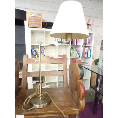 192 - CONTEMPORARY BRUSHED BRASS TABLE LAMP WITH SWIVEL ARM BASE. CREAM SHADE.