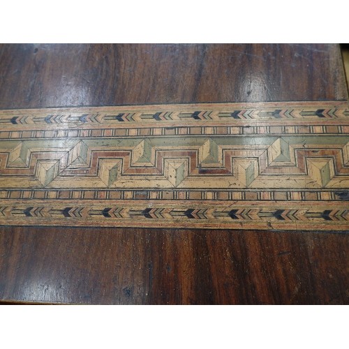 316 - LARGE INLAID VINTAGE WRITING SLOPE , WITH INNER COMPARTMENTS. 50CMW.