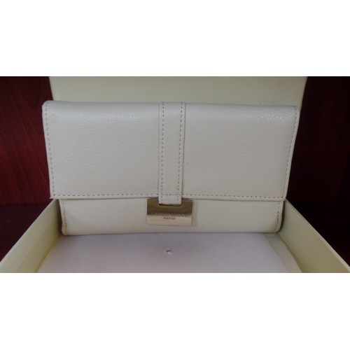 345 - GIORGIO ARMANI PURSE. CREAM LEATHER. NEW/BOXED.