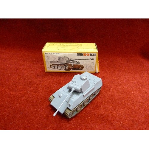 54 - VINTAGE AIRFIX HO-00 SCALE. GERMAN TIGER TANK. ORIGINAL BOX.