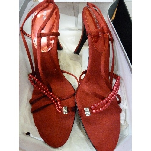 257 - 3 PAIRS OF BRAND-NEW SHOES. DUNE HIGH-HEELED RED SUEDE PEEP TOE WITH DIAMANTE TRIM. MODA IN PELLE KN... 