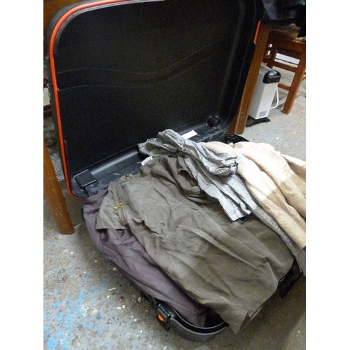 279 - LARGE SUITCASE FULL OF GOOD QUALITY CLOTHES. INC BETTY JACKSON LINEN, GREAT PLAINS, CLAUDIA STRATOR,... 