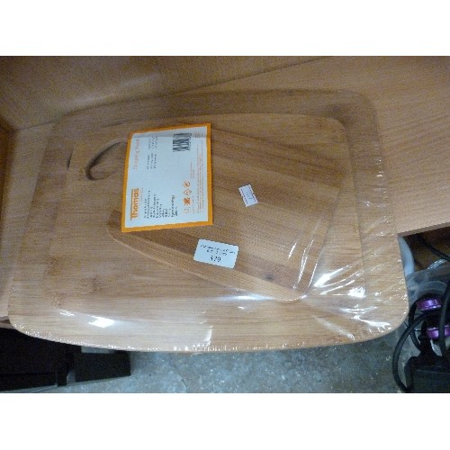 379 - 3 X BAMBOO CHOPPING BOARDS. 3 SIZES. NEW/PACKAGED.