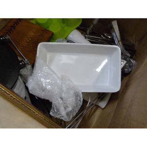 419 - 2 X LARGE BOXES FULL OF KITCHEN ITEMS. INC TOASTER, EXTRA LARGE SALAD BOWL, LIDDED WOK, STAINLESS CO... 