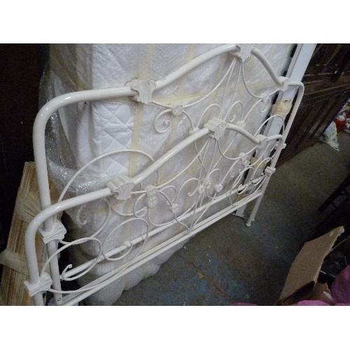 451 - WHITE METAL FRAMED DOUBLE BED AND MATTRESS