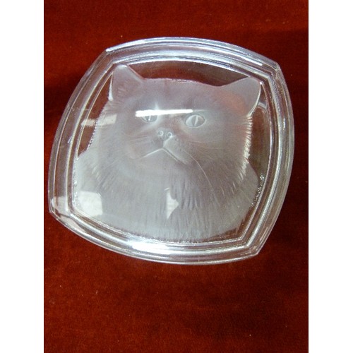 5 - BACCARAT GLASS FIGURE OF A CAT GLASS TRINKET DISH WITH CAT IN LID