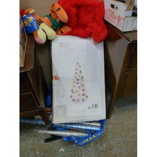 355 - CHRISTMAS LOT. DISNEY TIGGER SANTA SACK[NEW/TAGS] POP-UP FUNKY ARTIFICIAL TREE WITH LIGHTS, LOTS OF ... 