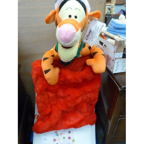 355 - CHRISTMAS LOT. DISNEY TIGGER SANTA SACK[NEW/TAGS] POP-UP FUNKY ARTIFICIAL TREE WITH LIGHTS, LOTS OF ... 