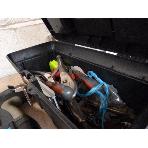 539 - TOOLBOX WITH TOOLS,POWERBASE DRILL ETC