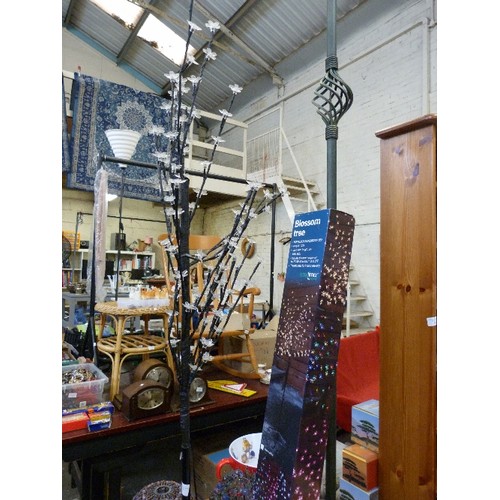 260 - NOMA INDOOR LED BLOSSOM TREE WITH BOX. ALSO 3 X BEADED LAMPSHADES.