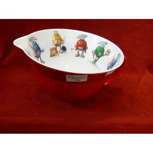 256 - LARGE RED M&M'S MELAMINE MIXING/SERVING JUG. M&M'S CHARACTERS CIRCLE THE INNER RIM.