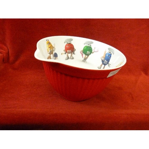 256 - LARGE RED M&M'S MELAMINE MIXING/SERVING JUG. M&M'S CHARACTERS CIRCLE THE INNER RIM.