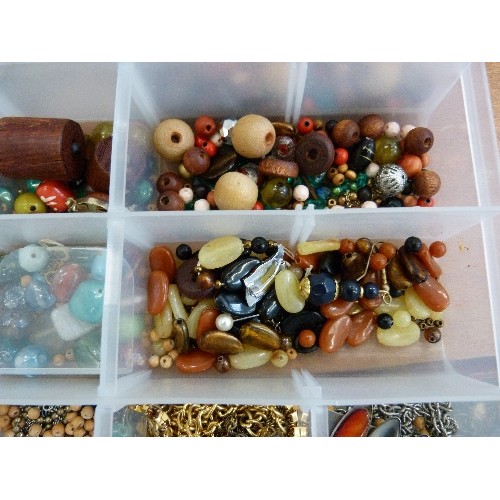 255 - CRAFT BOX CONTAINING JEWELLERY-MAKING BEADS AND RELATED ODDS.