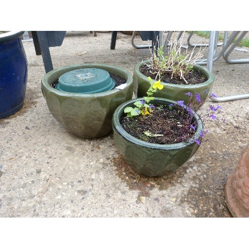 610 - SET OF 3 GREEN EARTHENWARE RIBBED PLANT POTS