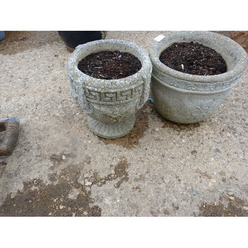 611 - 2 CONCRETE PLANT POTS