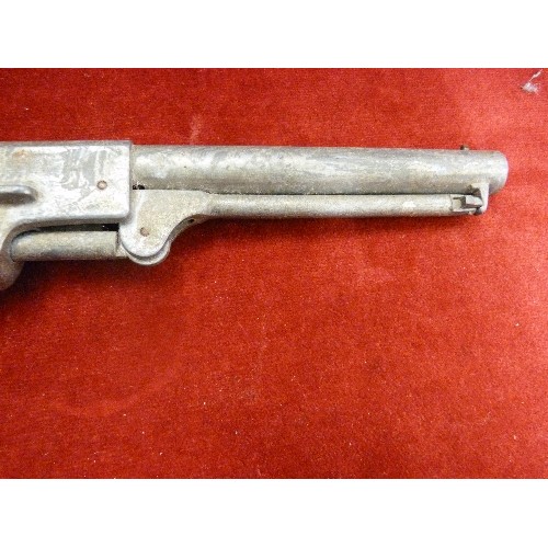 26 - REPLICA COLT 1851 TYPE AMERICAN NAVAL REVOLVER