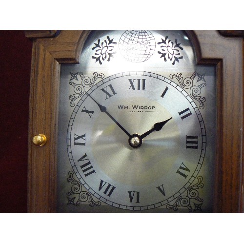 95 - WOODEN CASED MANTEL CLOCK. 'WM WIDDOP-TEMPUS FUGIT'