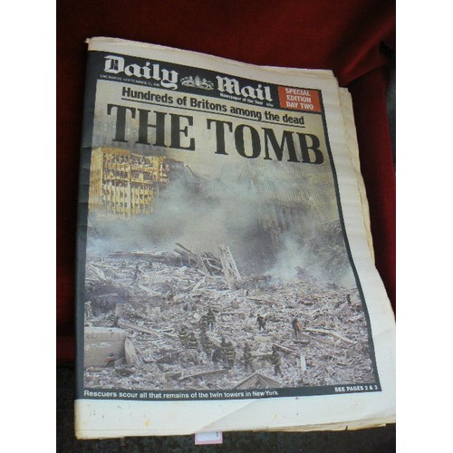 119 - 5 X SPECIAL EDITION DAILY MAIL NEWSPAPERS FROM 2001. NEW YORK 9-11, AMERICA AT WAR.