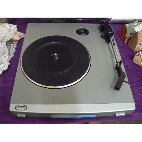 125 - BUSH ACOUSTIC MTT1 MINI TURNTABLE/RECORD PLAYER.