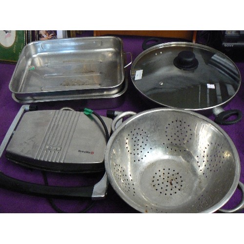 145 - KITCHEN ELECTRICALS. INC CROCKPOT, KENWOOD SPIRALIZER, DELTA HAND BLENDER, BREVILLE. ALSO LIDDED WOK... 