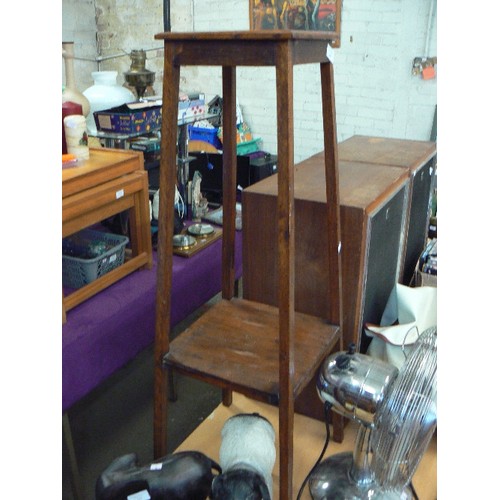 189 - SIMPLE VINTAGE OAK WOTNOT/PLANT STAND.