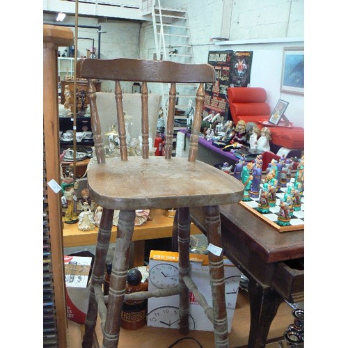 270 - WOODEN BAR STOOL WITH SPINDAL BACK.