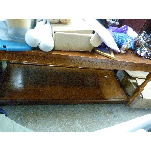 401 - WOODEN COFFEE TABLE WITH SHELF BELOW. 106CM L