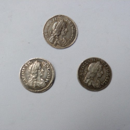 21 - 3 CHARLES II SILVER THREEPENCE COINS 
1675  VERY FINE 
1679   VERY FINE
1684   FINE
NO MINT MARKS, 4... 