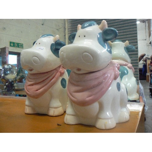 417 - PAIR OF COW COOKIE JARS. CERAMIC.