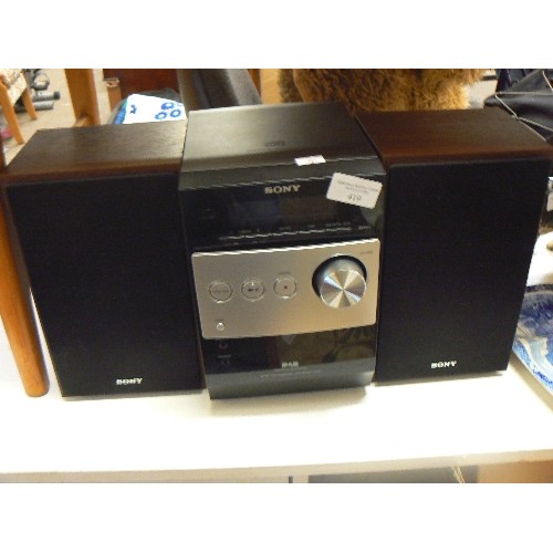 419 - SONY MICRO HI-FI SYSTEM CMT-FX250. WITH SPEAKERS.