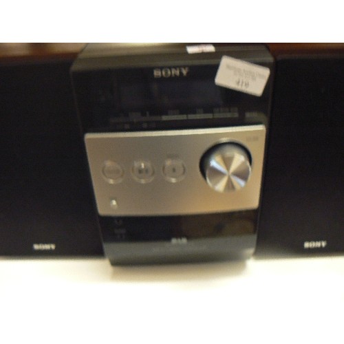 419 - SONY MICRO HI-FI SYSTEM CMT-FX250. WITH SPEAKERS.