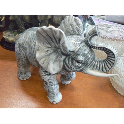 225B - LARGE CERAMIC ELEPHANT FIGURE, BY LEONARDO. PALE GREY. TINY NIBBLE ON VERY TIP OF TUSK.