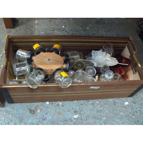 242A - WOODEN SPICE JAR WHEEL, TOGETHER WITH QUANTITY OF VINTAGE SHOT AND SHERRY GLASSES, SMALL WINE GLASSE... 