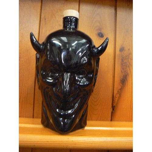 405 - FALLEN ANGEL BLACK DECANTER. DT-3 BLACK SPICED RUM[EMPTY!]