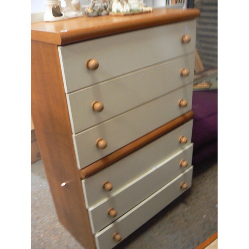 425 - PAIR OF CREAM MELAMINE 3 DRAWER CHESTS, WITH WOODEN TOPS AND KNOBS. 76CMW