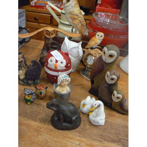 429 - OWL COLLECTION, ALSO HEDGEHOG, FROG & DUCKS.